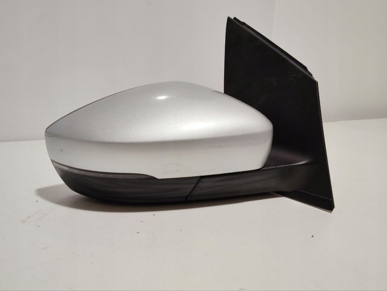 Lusterko prawe VW Polo V 6R 6C 09-17R 6-PIN