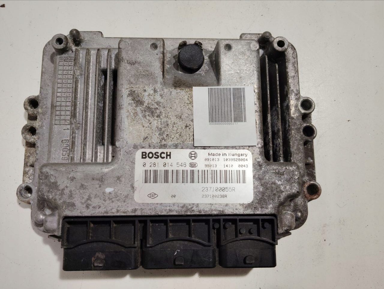 Sterownik silnika ECU Bosch 0 281 014 Renault Dacia 546/237100055R
