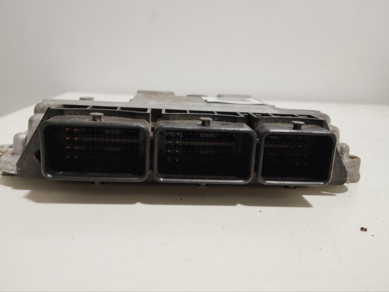 Sterownik silnika ECU Bosch 0 281 014 Renault Dacia 546/237100055R - zdjęcie 3