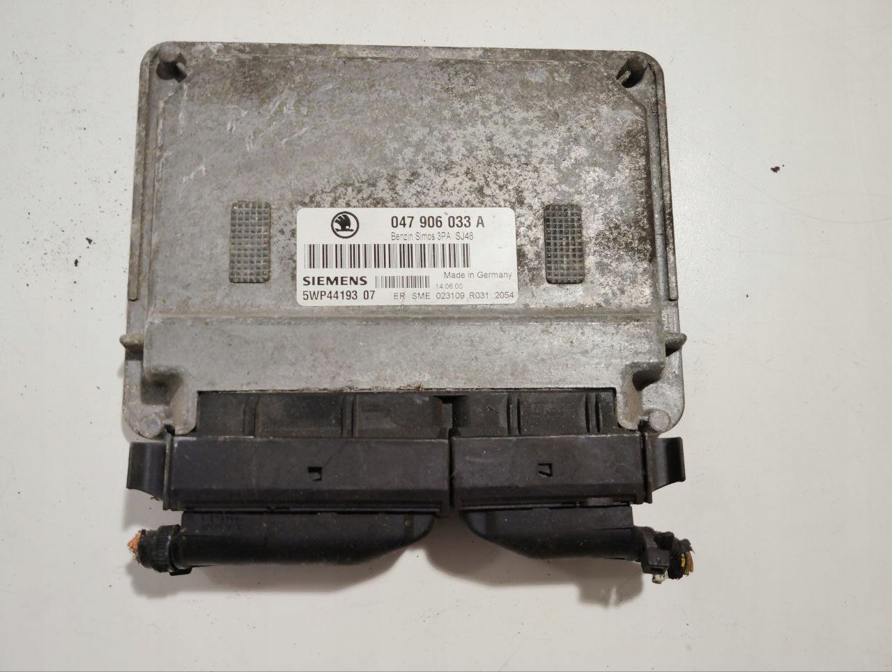 Sterownik silnika Skoda FABIA 047 906 033 a