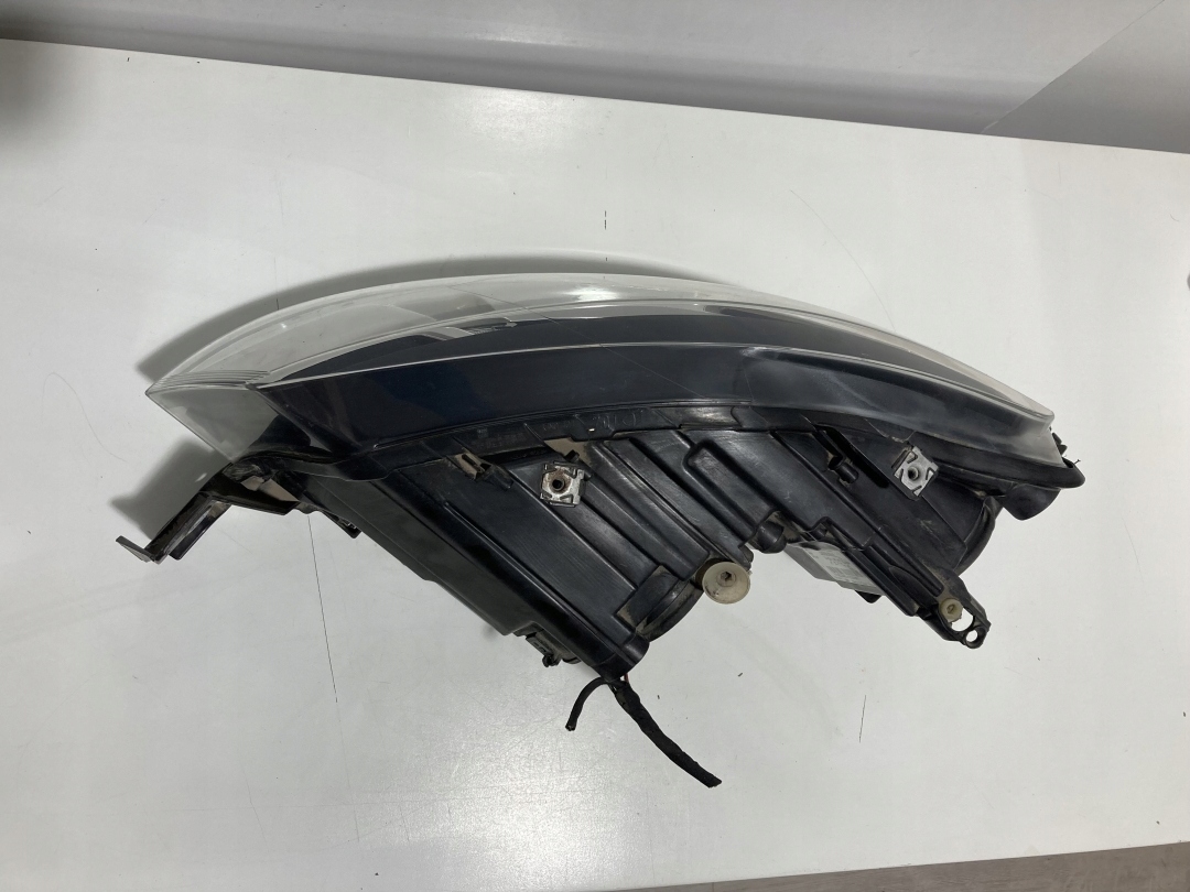 Lampa przednia prawa Volkswagen Polo 6C GTI 6C2941006A 1LB012034 - zdjęcie 3