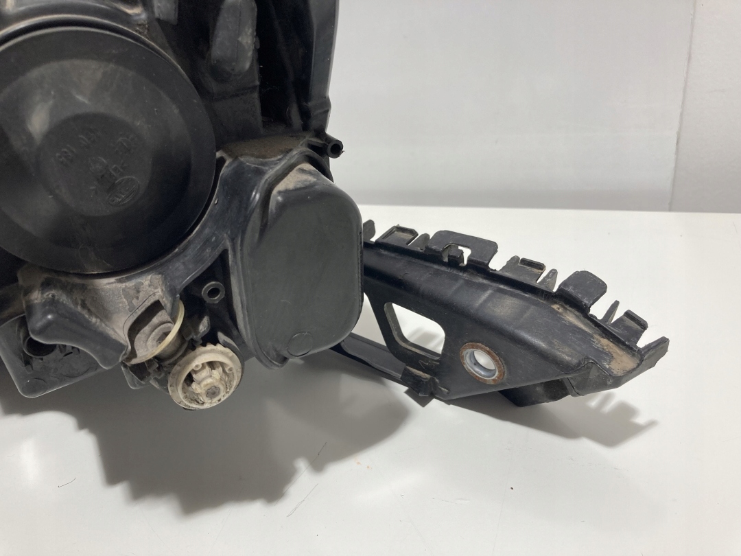 Lampa przednia prawa Volkswagen Polo 6C GTI 6C2941006A 1LB012034 - zdjęcie 5