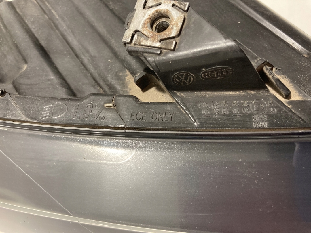 Lampa przednia prawa Volkswagen Polo 6C GTI 6C2941006A 1LB012034 - zdjęcie 8