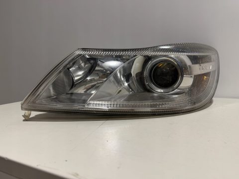 Lampa przednia lewa Skoda Octavia II Lift 08-13 H1 H7