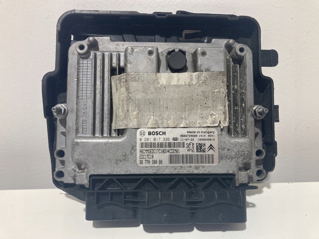 Sterownik komputer silnika Peugeot Citroen 9677030080 0281017336 EDC17C10 - zdjęcie 2
