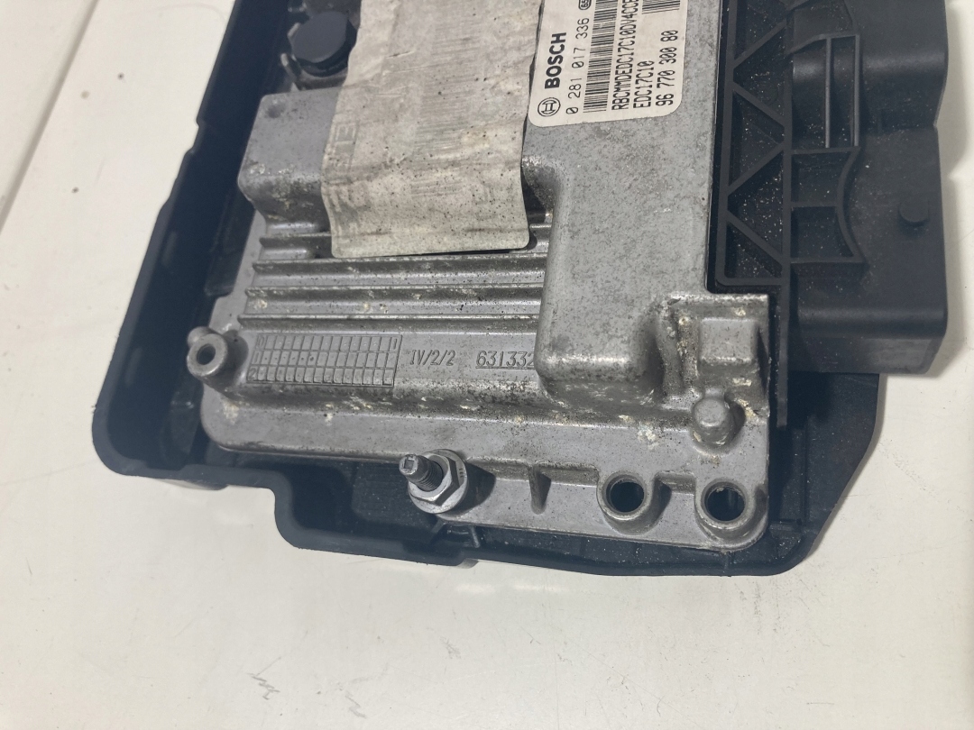 Sterownik komputer silnika Peugeot Citroen 9677030080 0281017336 EDC17C10 - zdjęcie 4