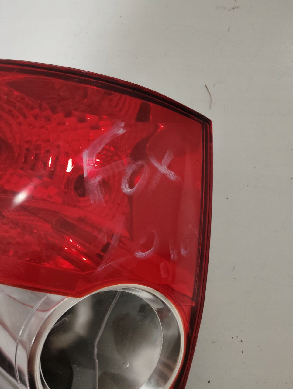 Lampa tylna lewa VW Fox 05-11 - zdjęcie 6