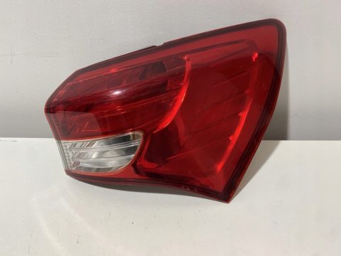 Lampy tylne Hyundai IX20 2014 prawa 924011K0