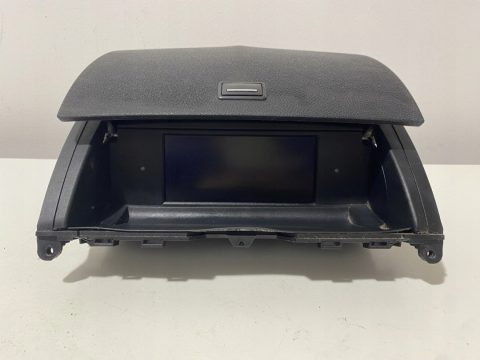 Ekran nawigacji Mercedes-Benz c (W204) A20468009319F45 2.2 l diesel 125KW