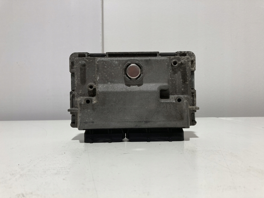 Komputer silnika ECU VW Polo (AW1, BZ1, AE1) 03E906019M 2017 - zdjęcie 2