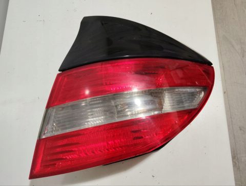 Lampa tylna prawa Mercedes C-Klasa W204