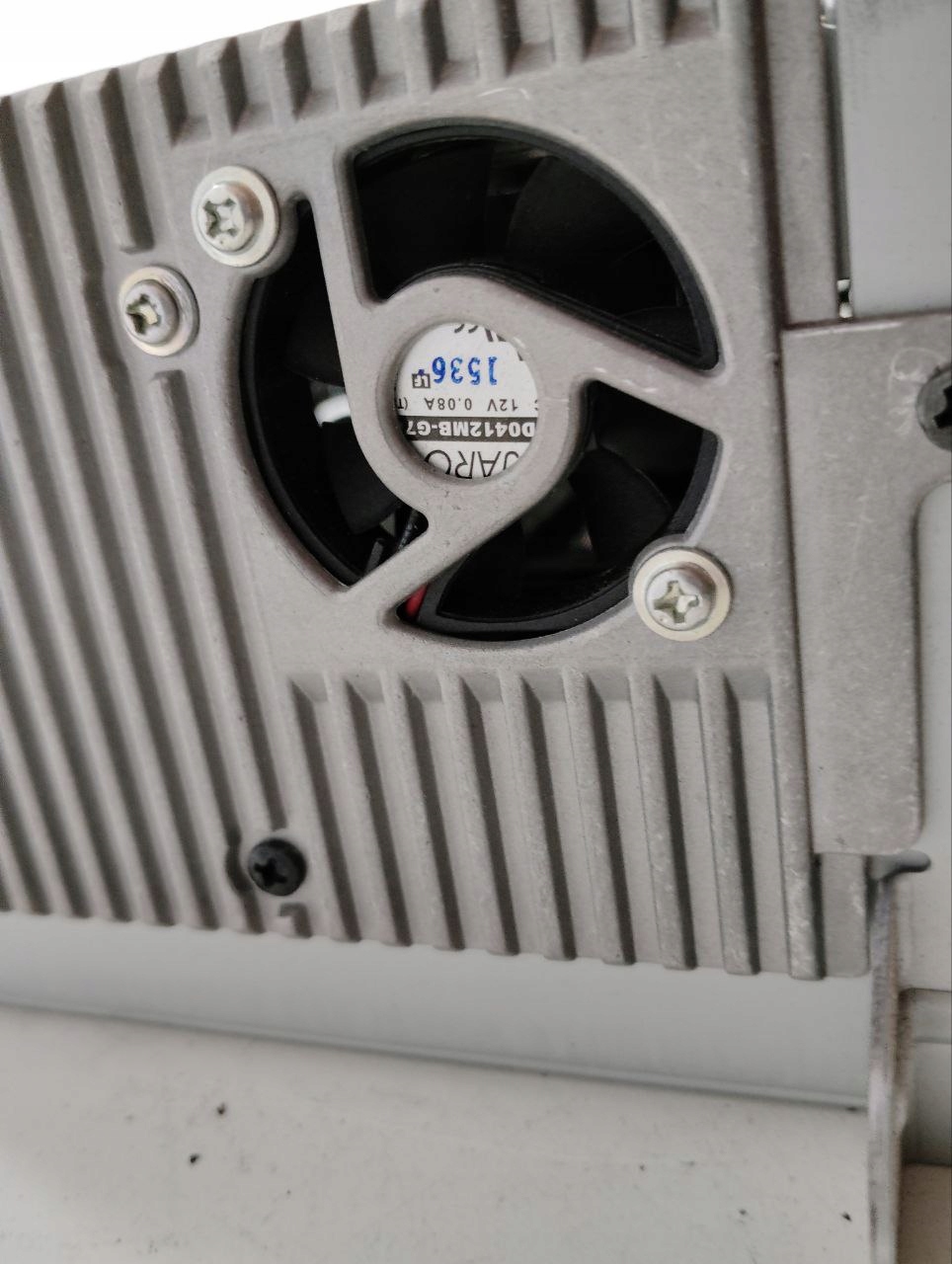 Radio CD Chevrolet Cruze 09-14 Delphi 22776285 GM - zdjęcie 4