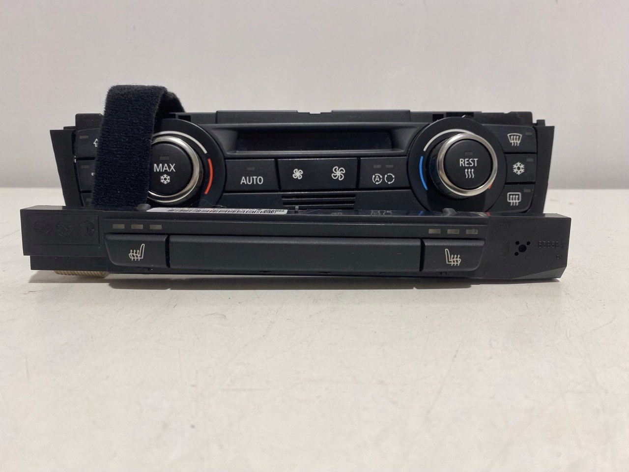 Moduły BMW 3 (E90) 6411911968701 3.0 l diesel 2007