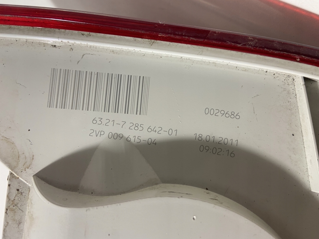 Lampa tylna prawa BMW E82 coupe cabrio 2VP009615-04 - zdjęcie 4