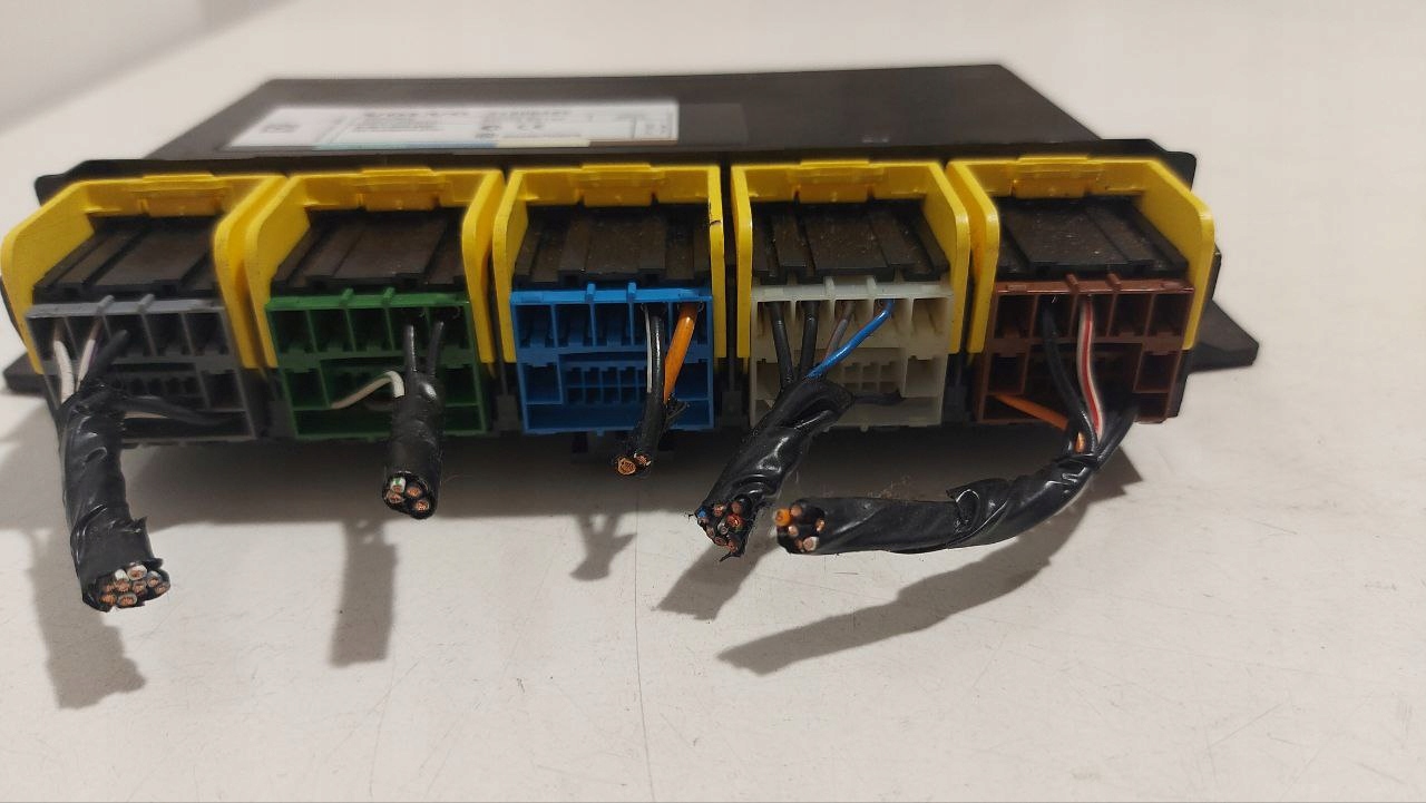 Volvo C30 Lift 1.6 d 10R modul sterownik keyless 31300489 5WK49274F - zdjęcie 2