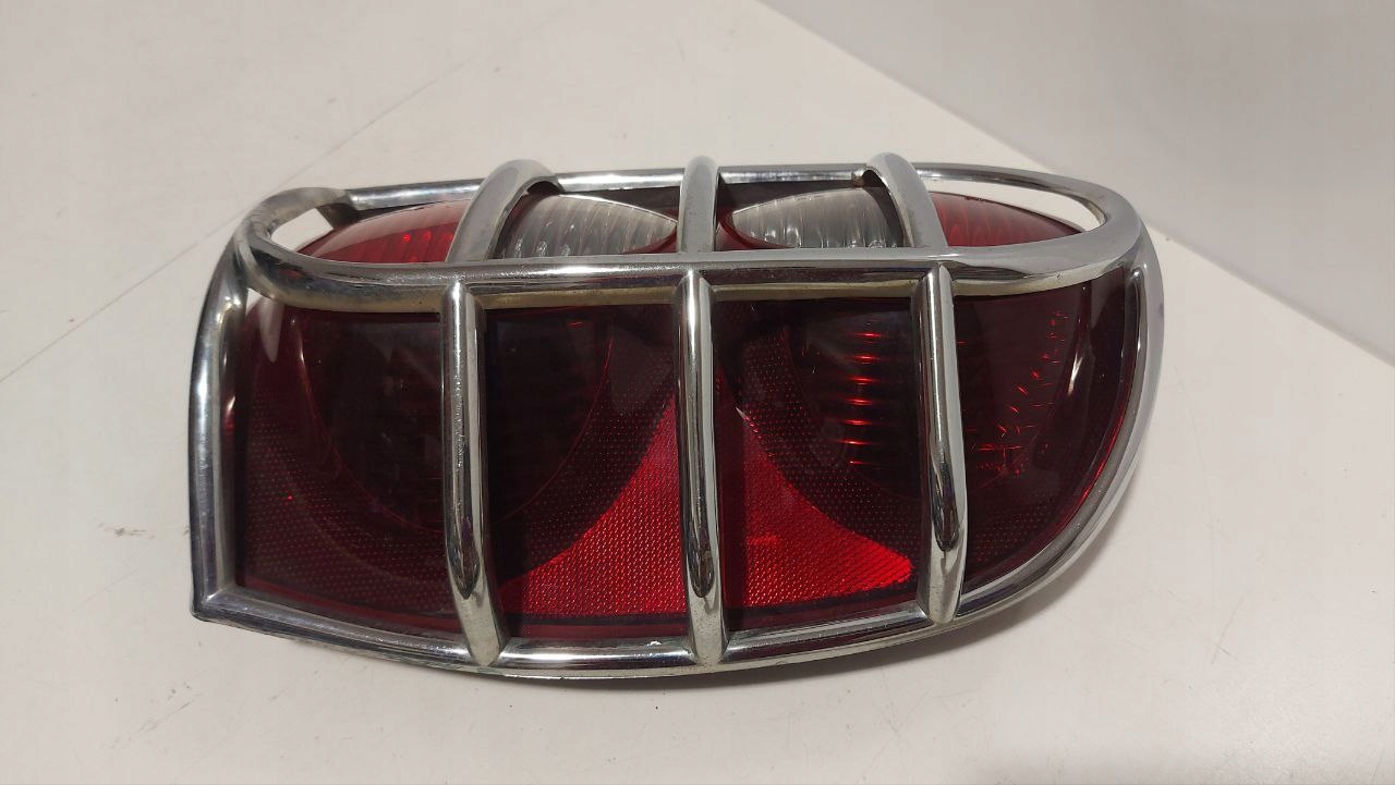 Lampa tylna lewa Range Rover III L322 - zdjęcie 2
