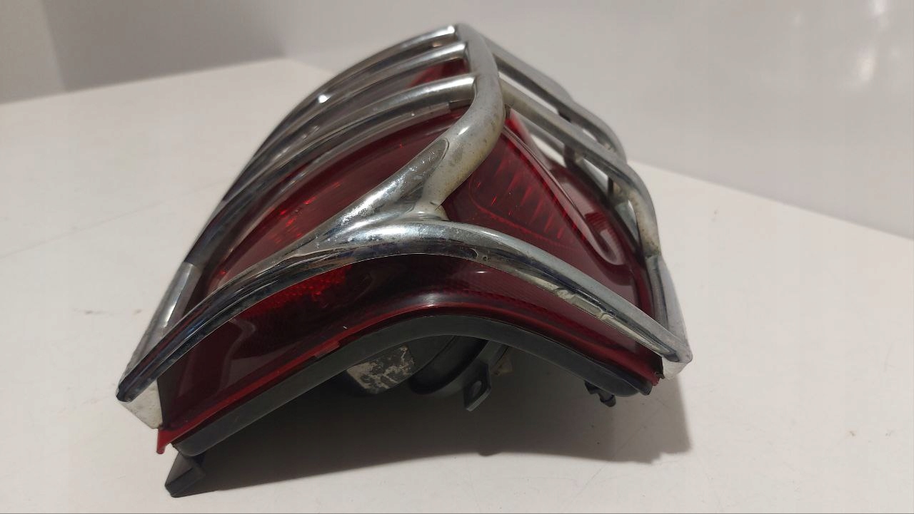 Lampa tylna lewa Range Rover III L322 - zdjęcie 3