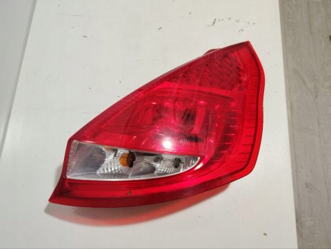 Lampa tylna prawa Ford Fiesta strona