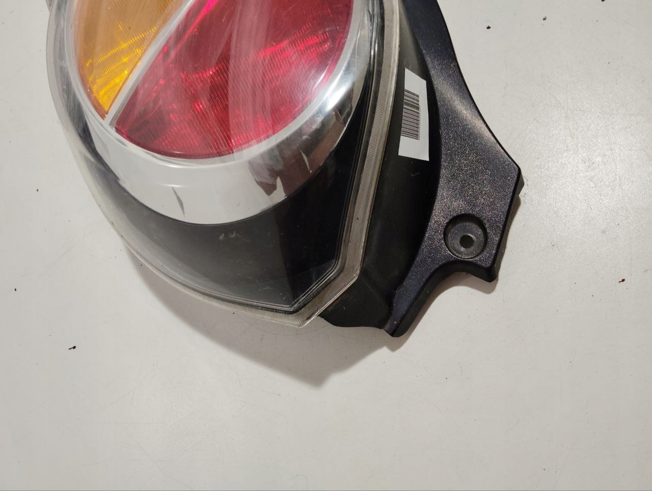 Lampa tylna prawa Chevrolet Spark 2008 strona - zdjęcie 2