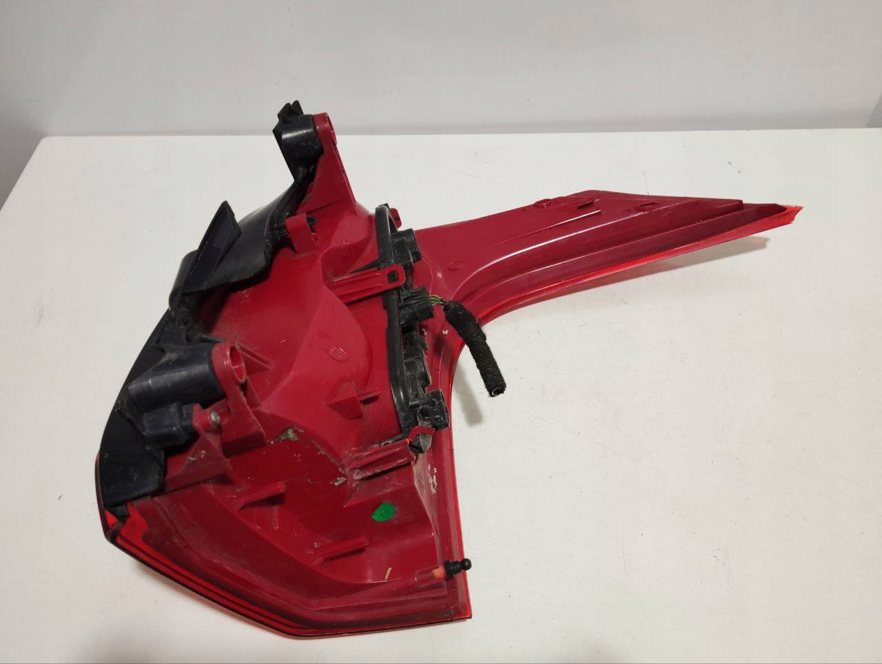 Lampa tylna lewa Peugeot 5008 2009 – 2017 - zdjęcie 5