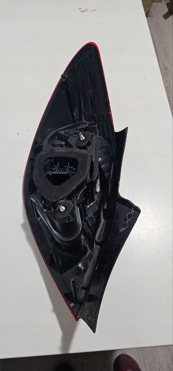 Lampa tylna prawa Opel Corsa d 5D - zdjęcie 7