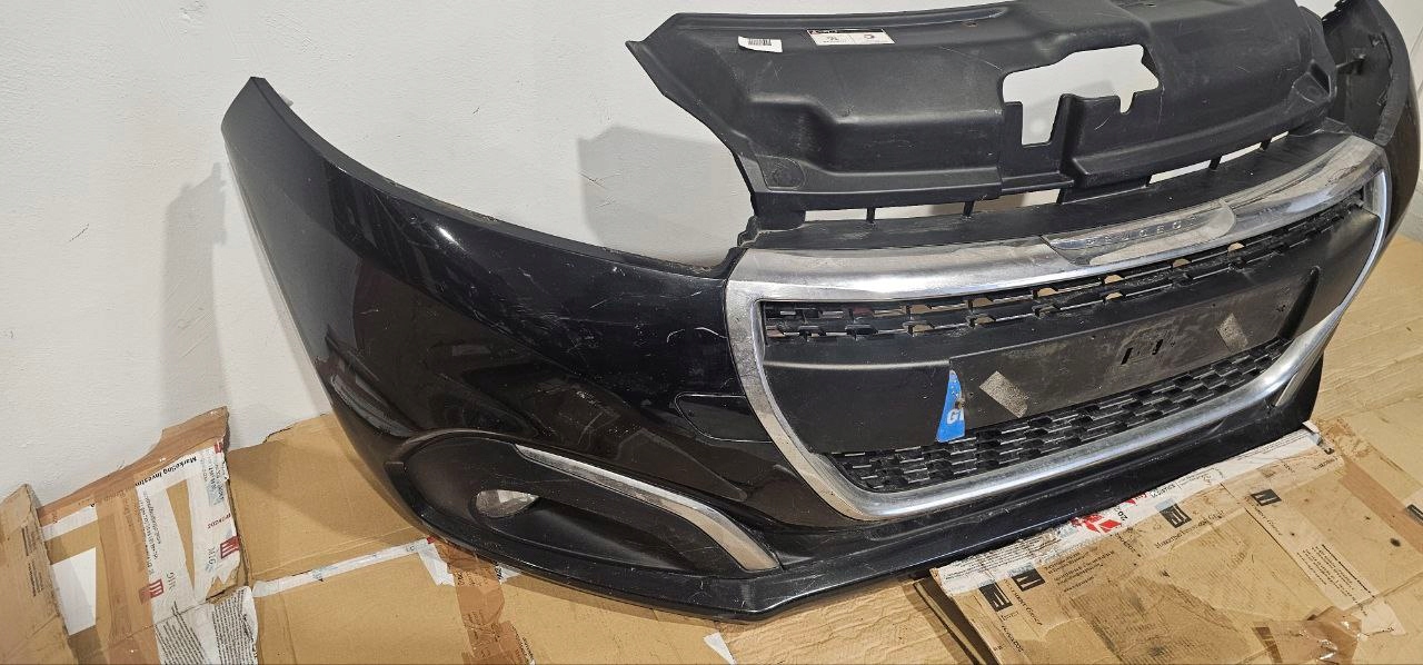 Peugeot 208 15-19 Lift zderzak przód - zdjęcie 3