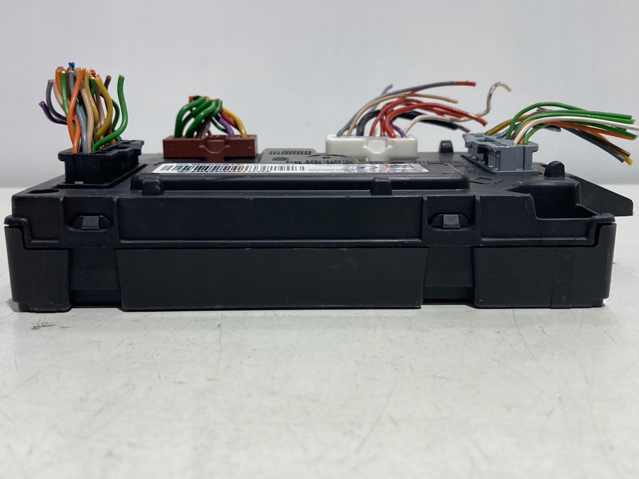 Renault Clio IV komputer sterownik BCM 284B16557R - zdjęcie 3