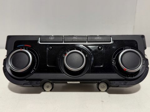 Panel klimatyzacji VW Golf VI 5HB009751-70