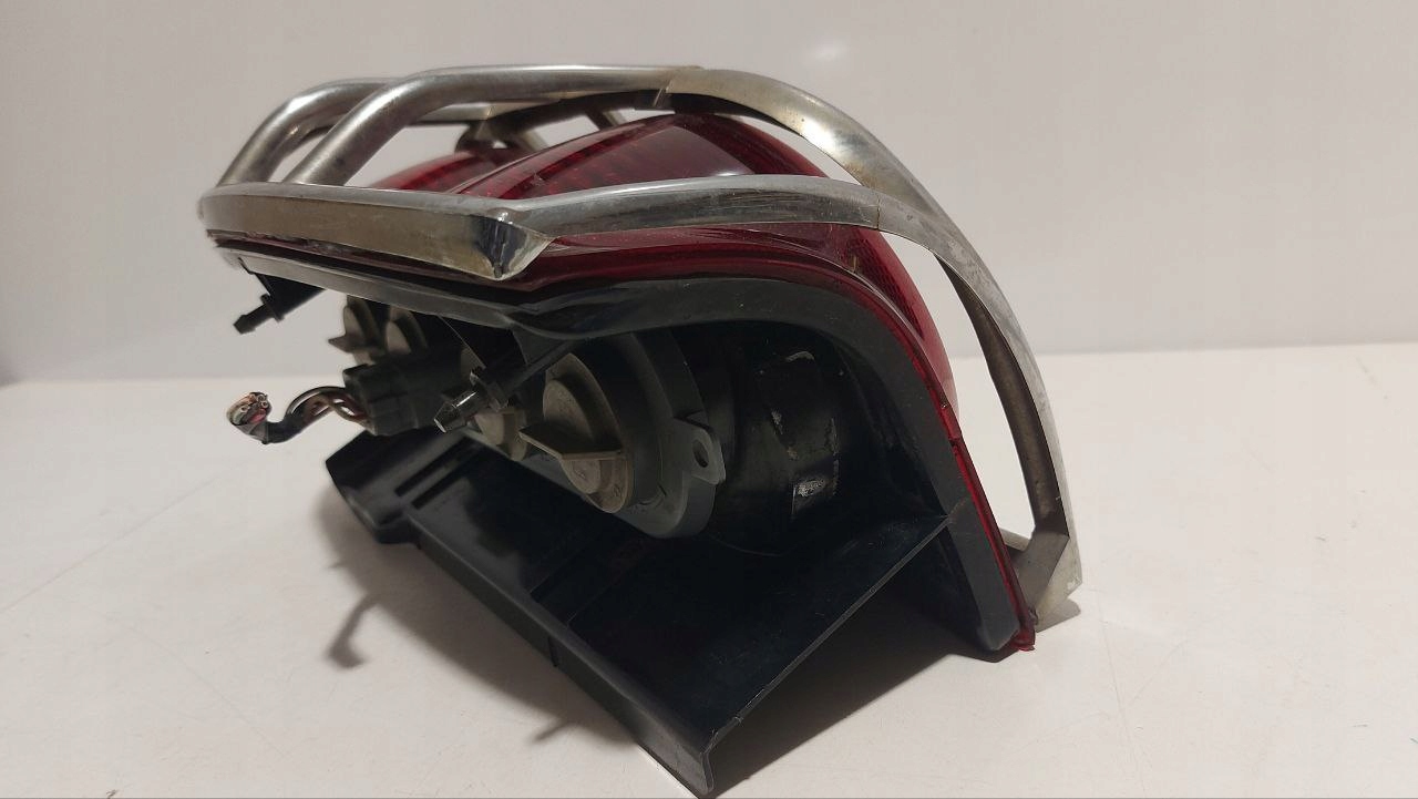 Lampa tylna prawa Range Rover L322 - zdjęcie 4