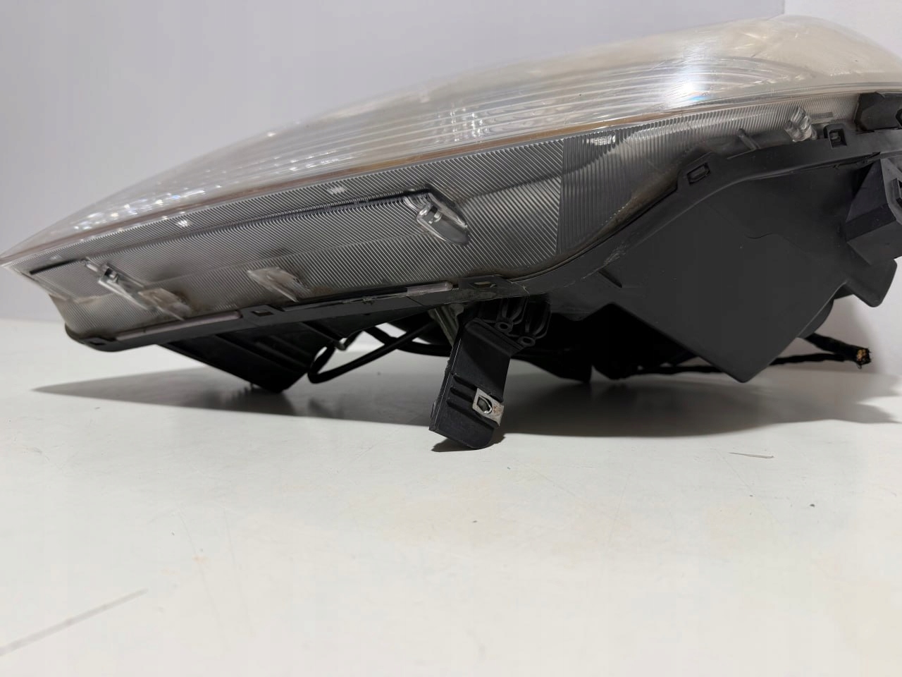 Lampa przednia lewa Chevrolet Orlando 2012 12979 - zdjęcie 4