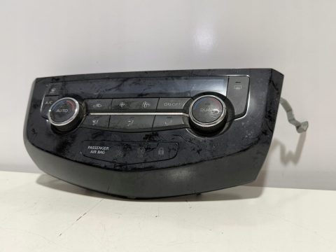 Nissan OE 275004EA0A T32 2017 ROK panel sterowania nawiewem