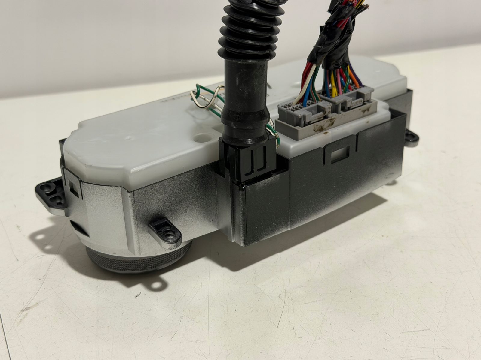 Panel klimatyzacji Subaru Impreza II 2000-2007 00-07 72311FE070 - zdjęcie 3