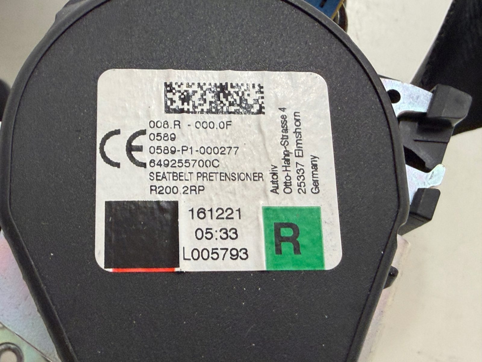 Pas bezpieczeństwa napinacz prawy przód Dacia Sandero III 2021 868840292R - zdjęcie 2