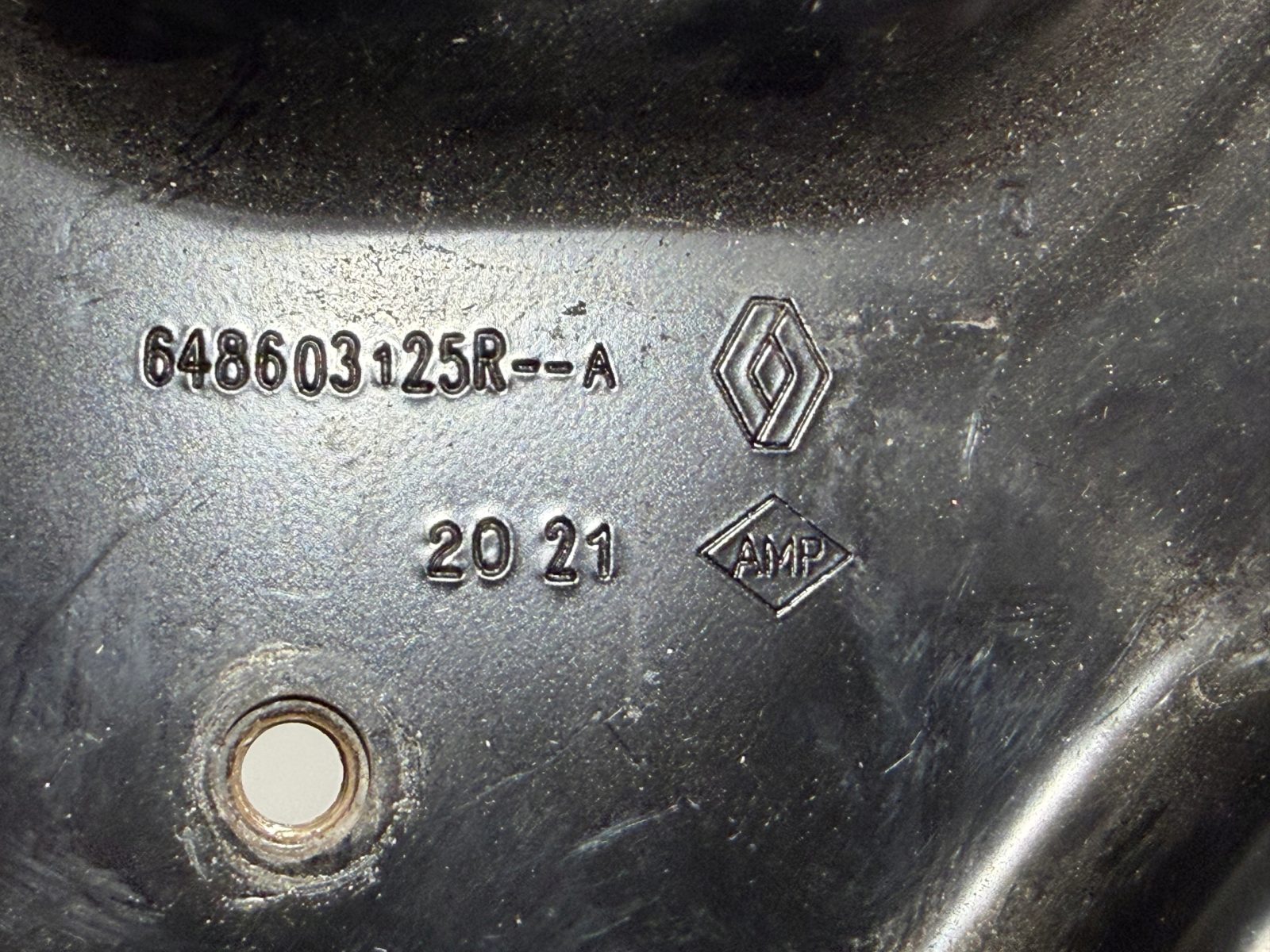 Wspornik podstawa akumulatora Sandero III Stepway 1.0 TCE 2021 648603125R