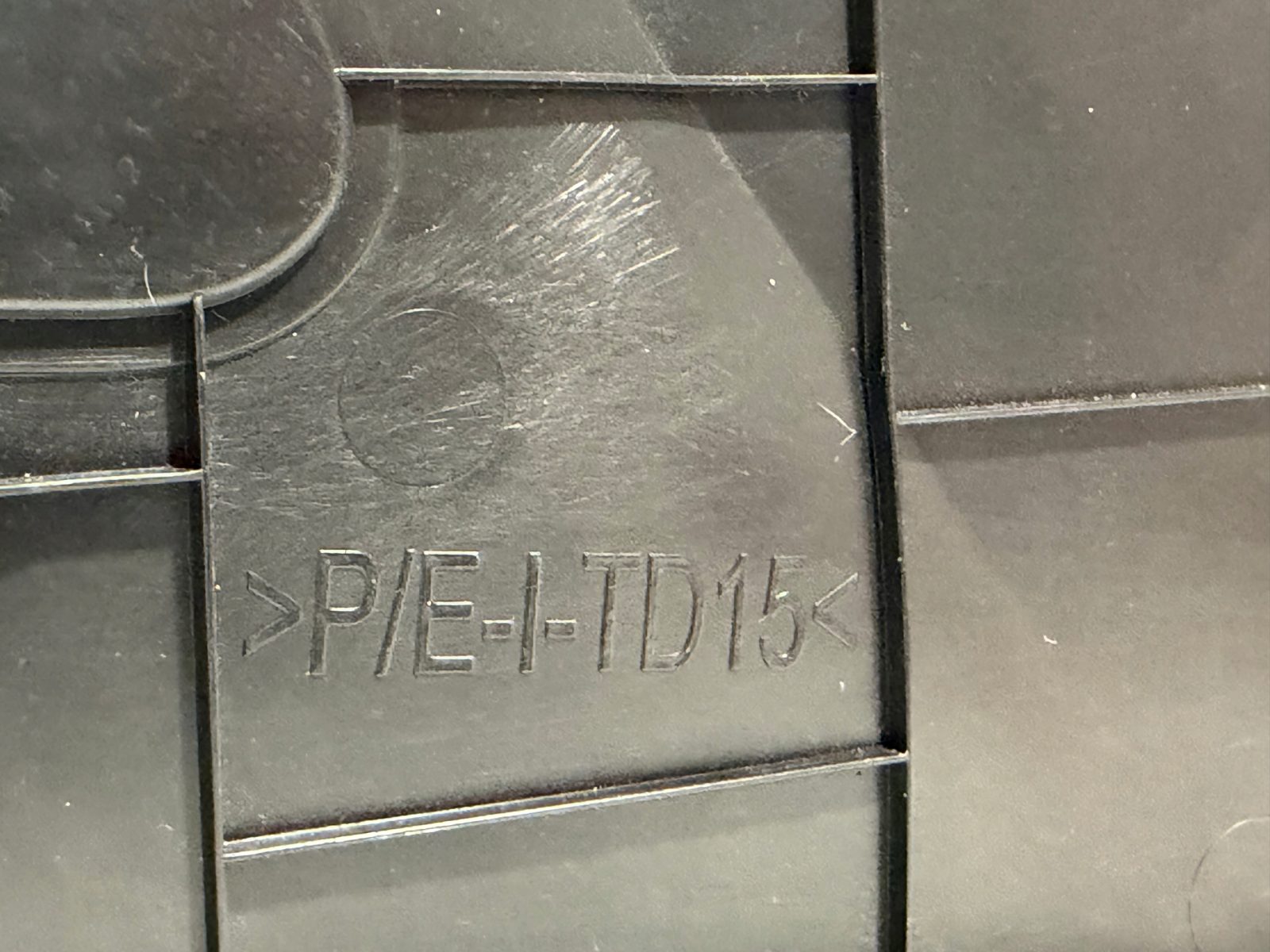 Osłona tunelu prawa Dacia Sandero III 2021 1.0 TCE 689200478R - zdjęcie 8