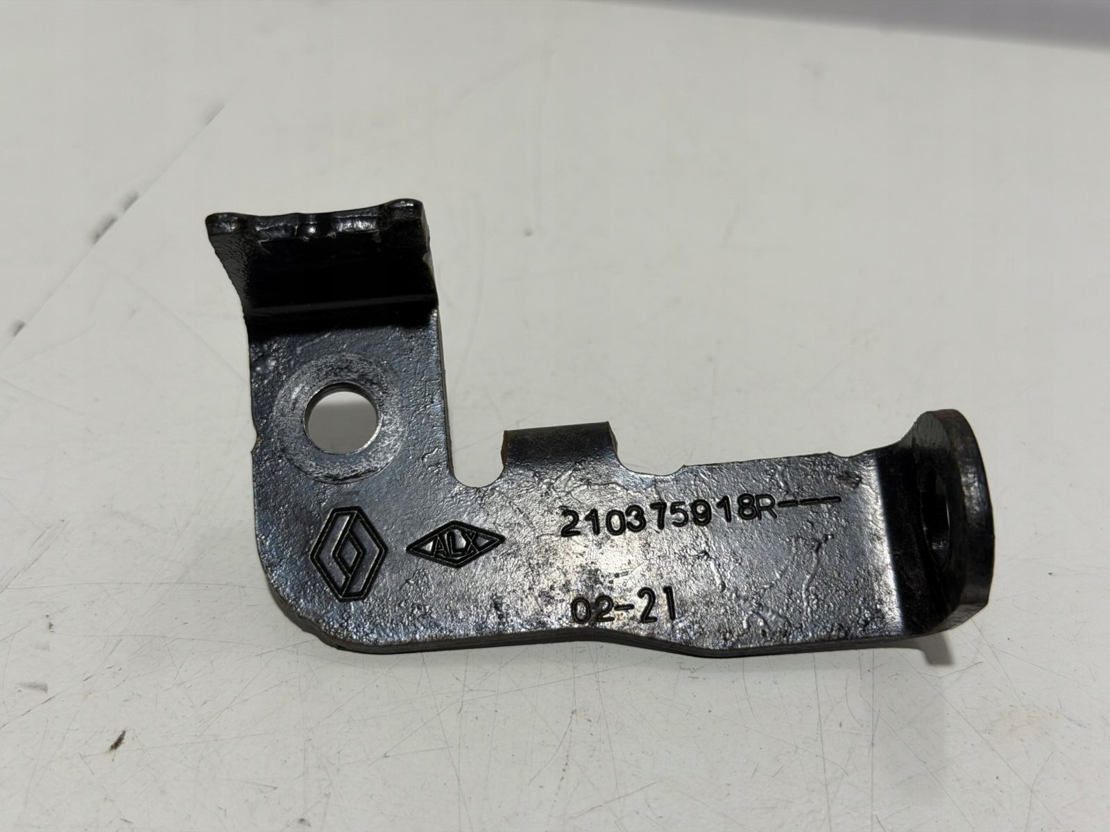 Wspornik mocowanie komora silnika Dacia III Sandero TCE 1.0 2021 210375918R