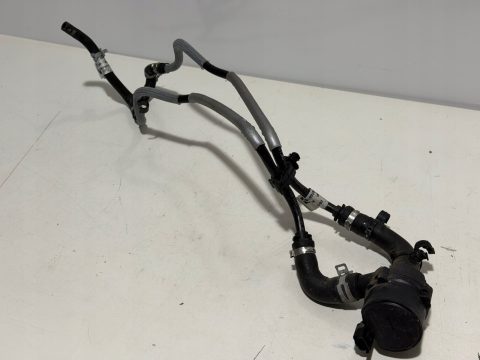 Pompa pompka wody płynu obiegu przewody Dacia Sandero III 2021 144B06803R