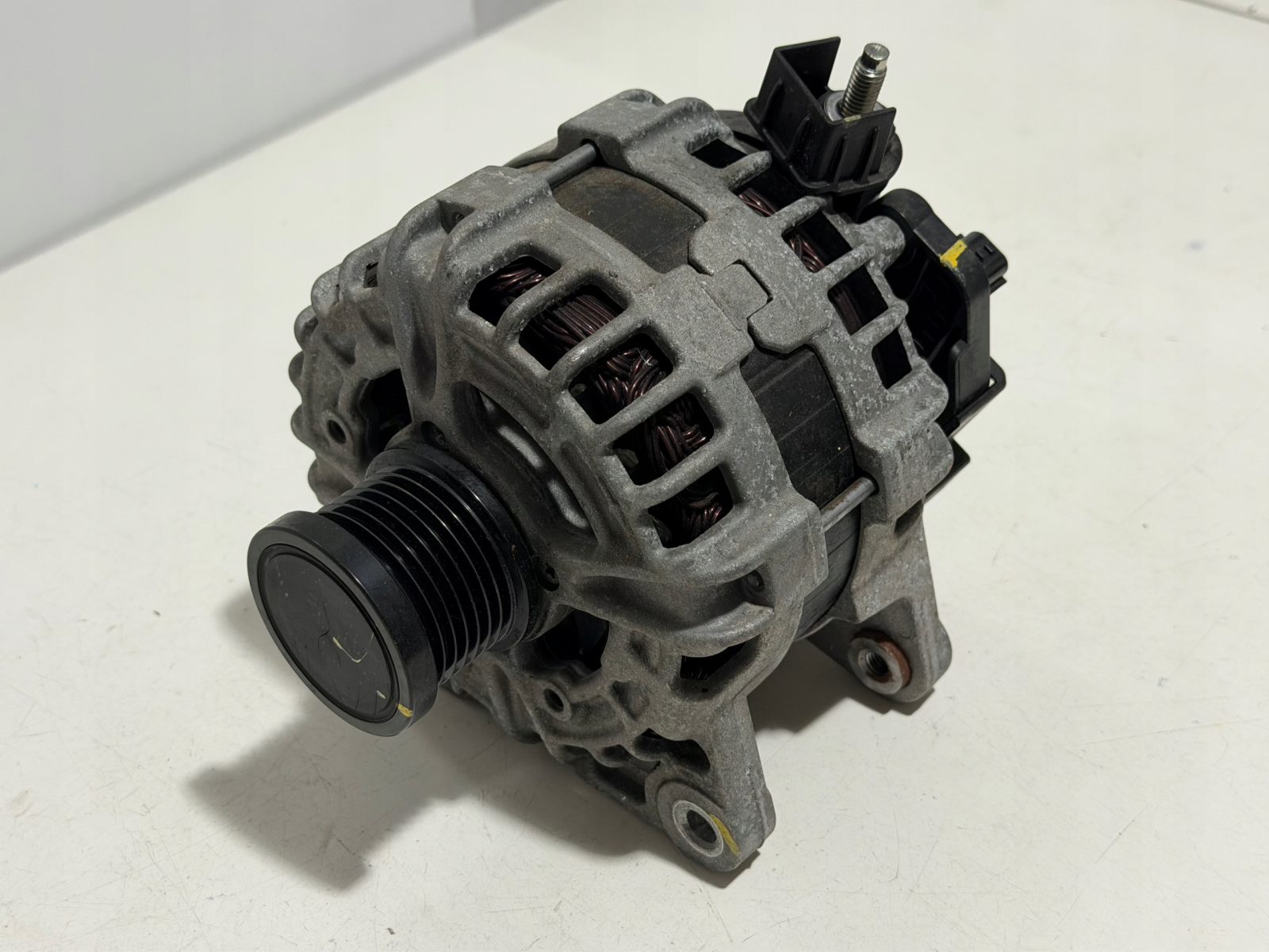 Alternator prądnica Dacia Sandero III 1.0 TCE 2021 231007769R - zdjęcie 2