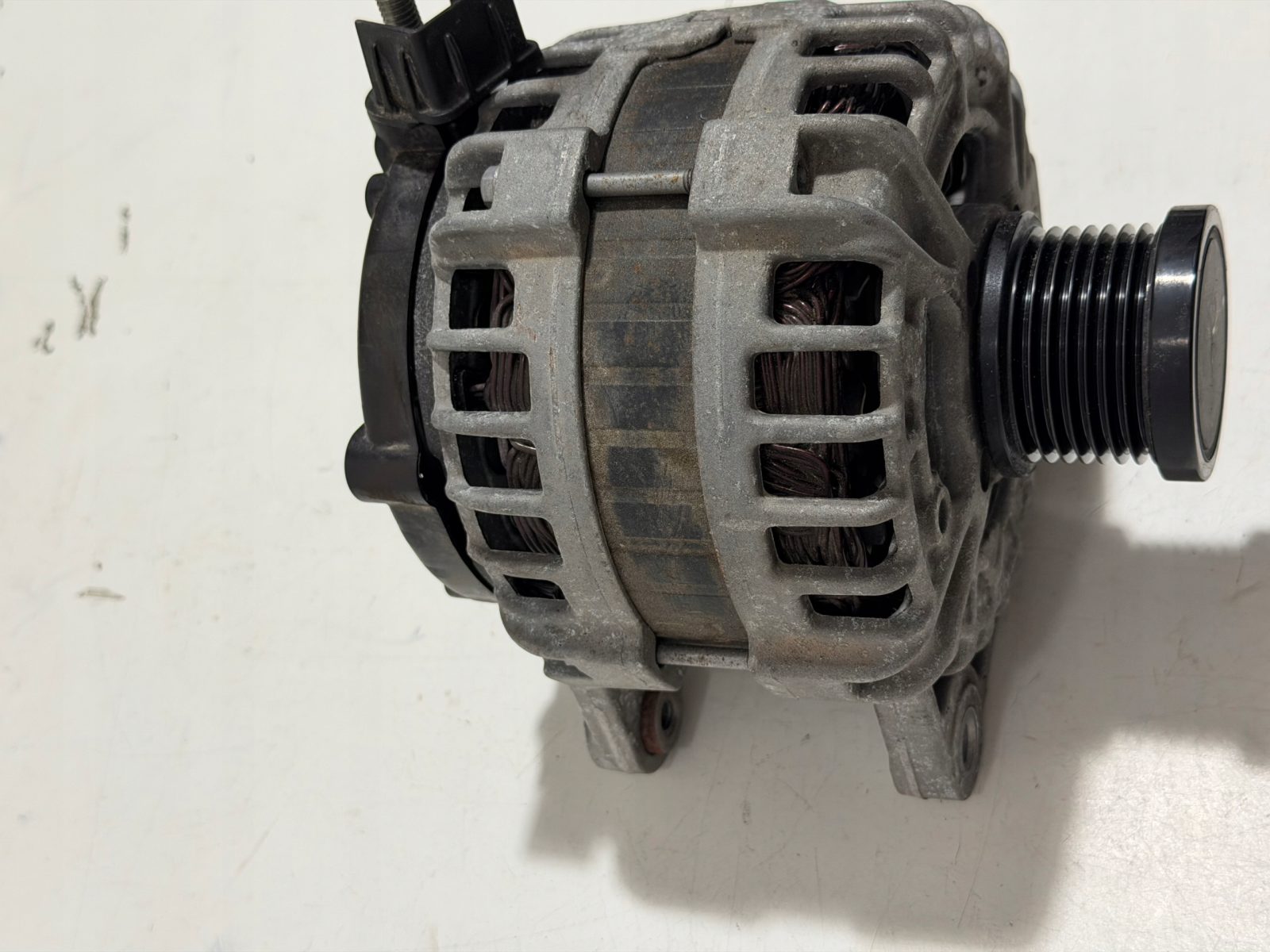 Alternator prądnica Dacia Sandero III 1.0 TCE 2021 231007769R - zdjęcie 3