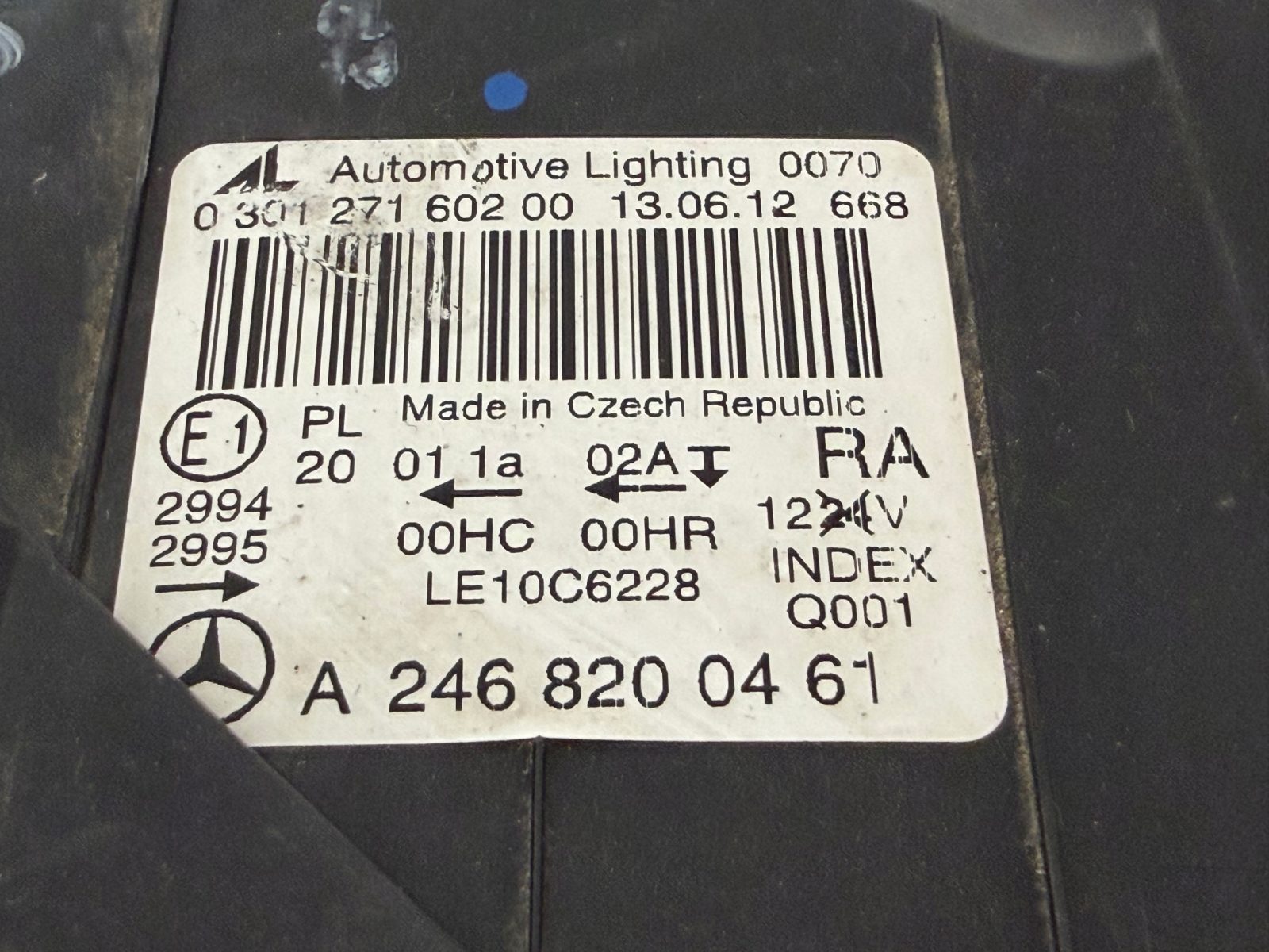 LAMPA REFLEKTOR PRAWA PRZÓD PRZEDNIA HALOGEN H7 2468200261 MERCEDES W246 UK - zdjęcie 2