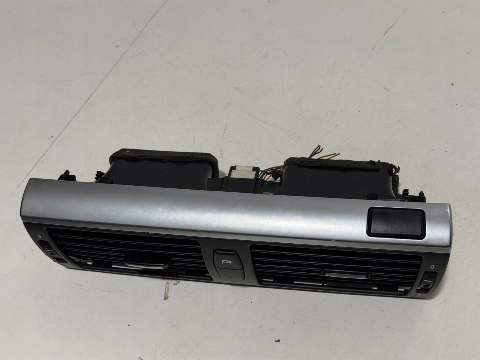 Wloty powietrza kabiny kratka nawiewu konsoli BMW X5 716180104 - zdjęcie 8