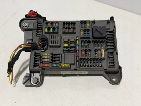 Skrzynka bezpieczników rozdziału zasilania BSI BMW X5 E70 6931687