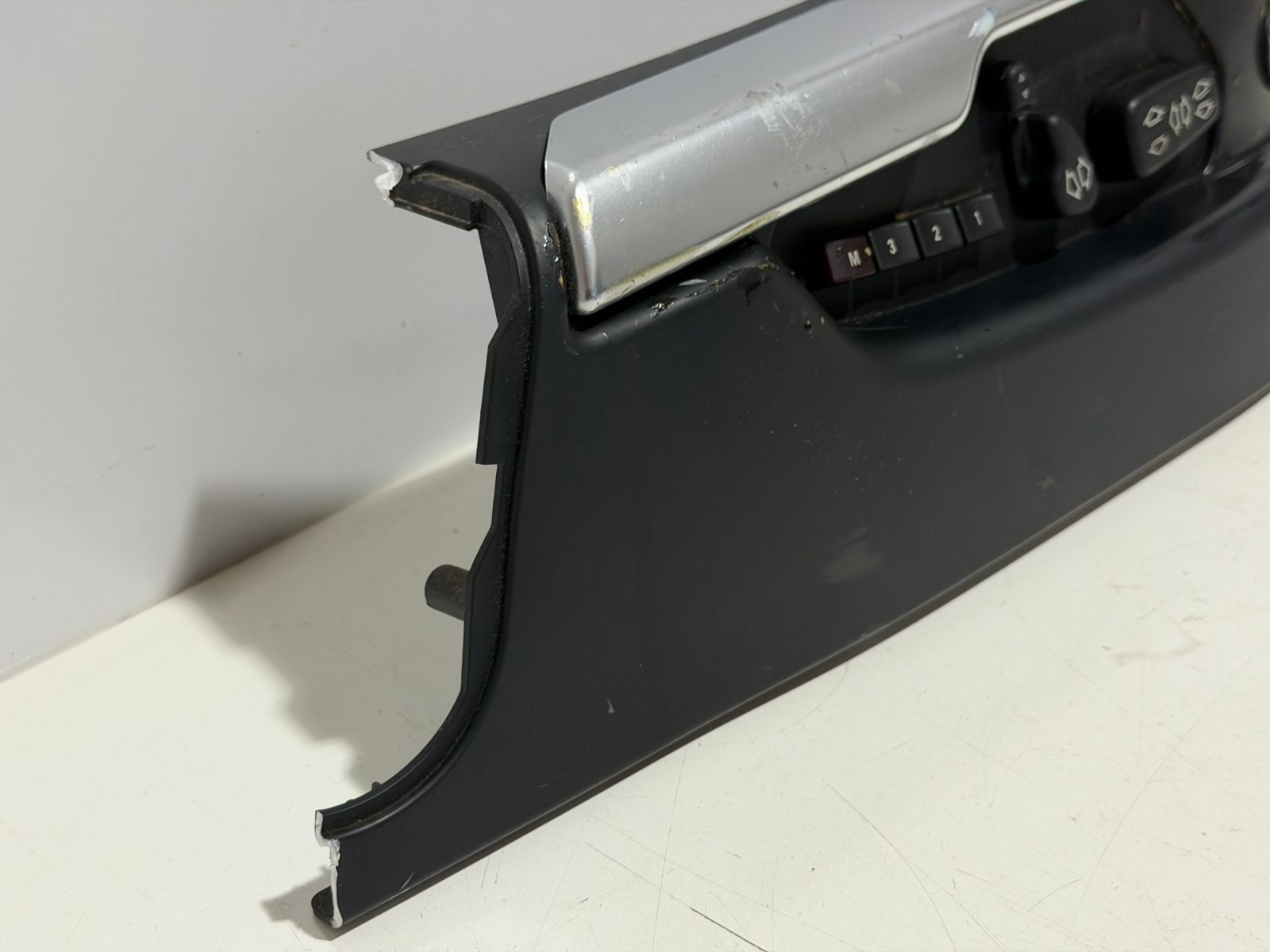 Panel regulacji fotela lewy Range Rover III L322 7069615 - zdjęcie 2