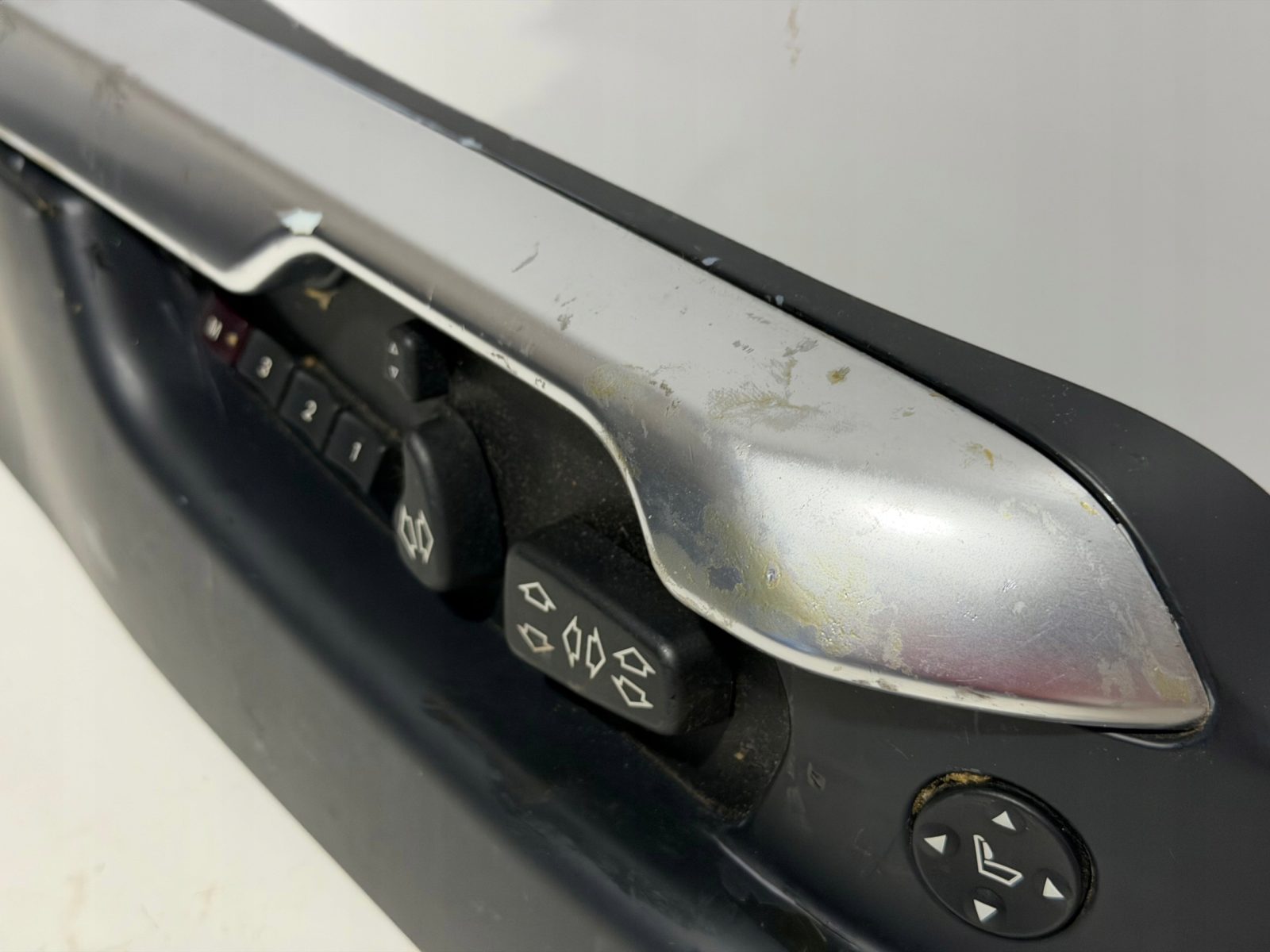 Panel regulacji fotela lewy Range Rover III L322 7069615 - zdjęcie 3