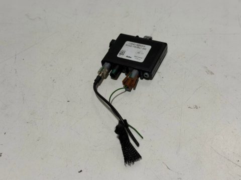 Wzmacniacz sterownik anteny FUBA Range Rover L322 XH42-18C847-BB
