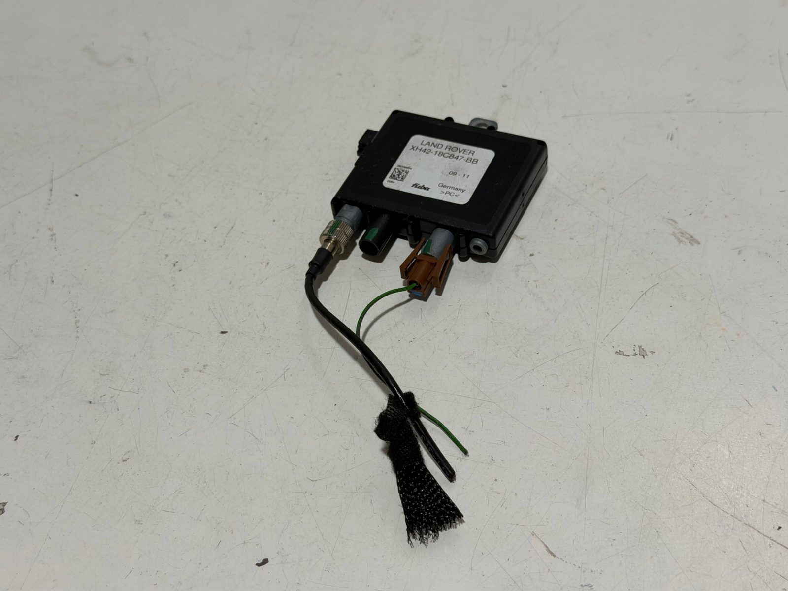 Wzmacniacz sterownik anteny FUBA Range Rover L322 XH42-18C847-BB
