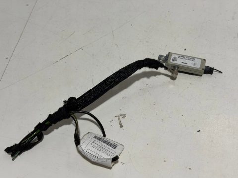 Wzmacniacz anteny FUBA Land Rover L322 L320 AH42-19G255-AA