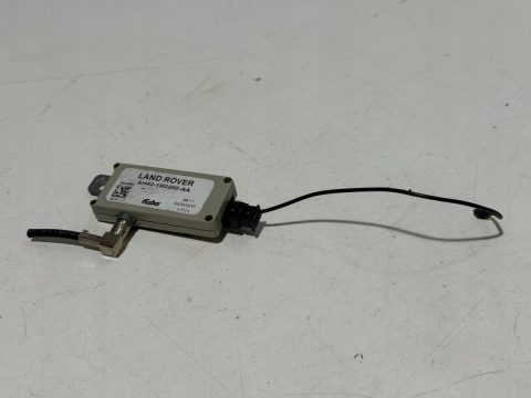 Wzmacniacz anteny Range Rover L322 AH42-19G255-AA