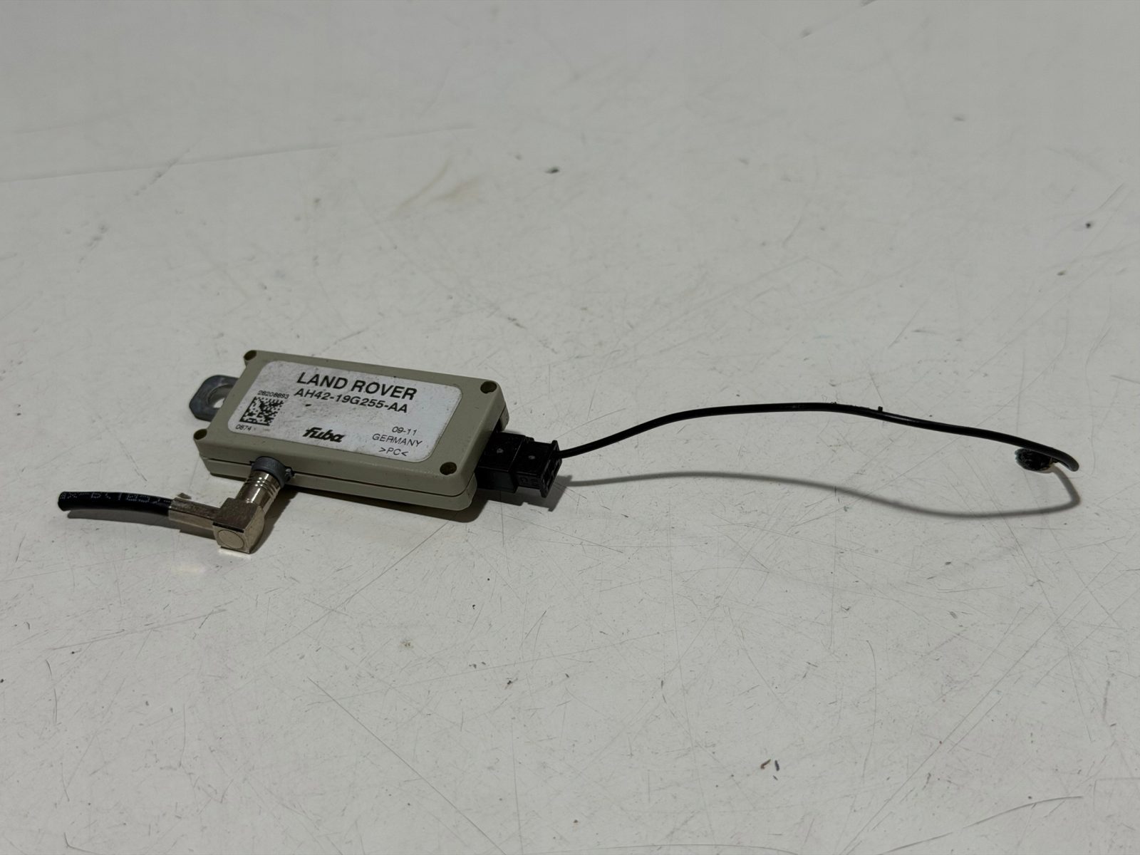 Wzmacniacz anteny Range Rover L322 AH42-19G255-AA