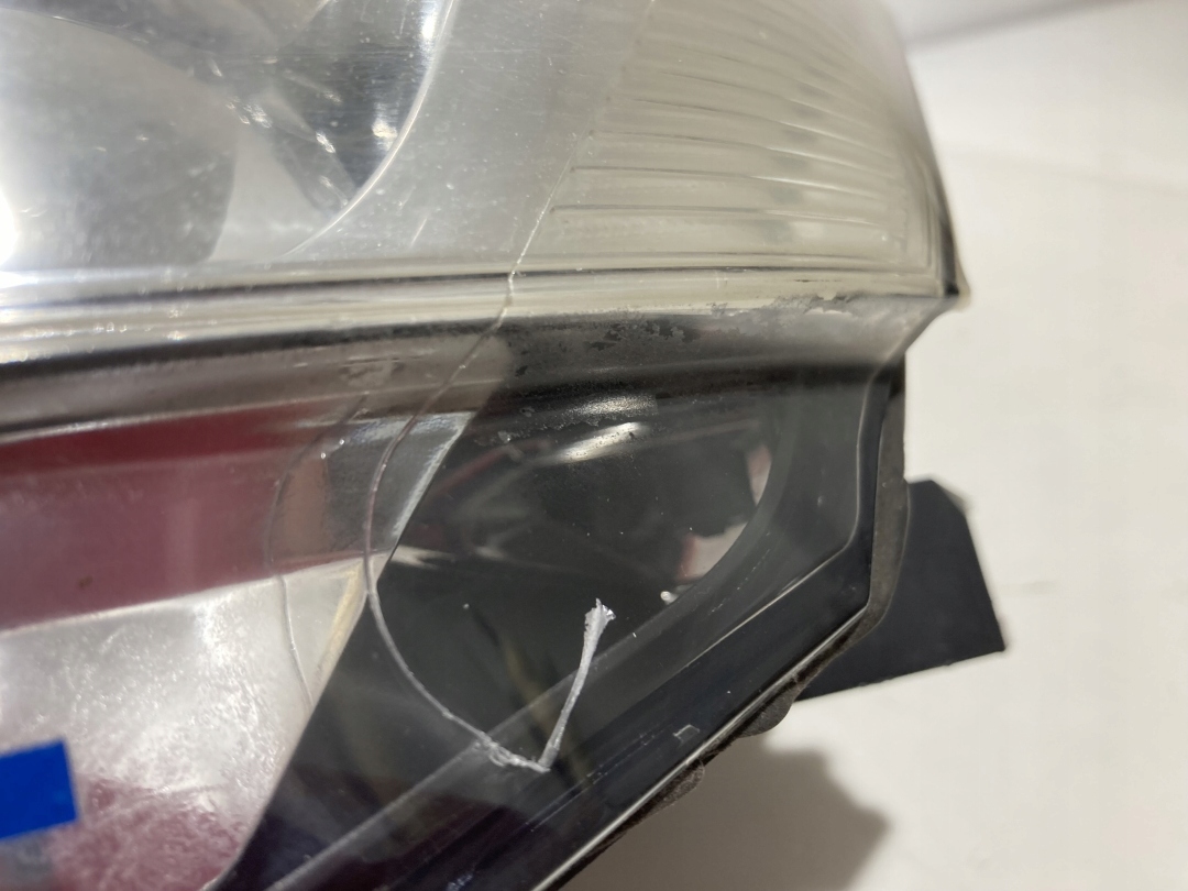 Toyota Avensis T25 lampa lewa przód RHD H279AL-DE HAL Koito używana - UK - zdjęcie 13